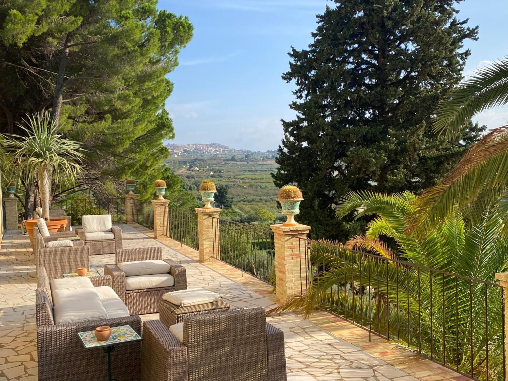 Вилла Tenuta Bartoli Maison De Charme Mazzarino Экстерьер фото
