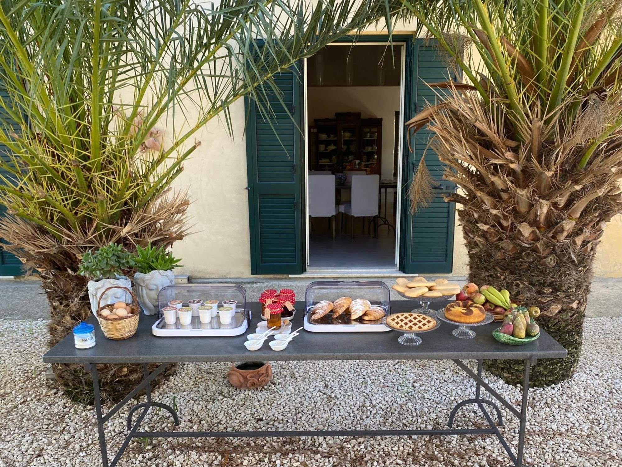 Вилла Tenuta Bartoli Maison De Charme Mazzarino Экстерьер фото