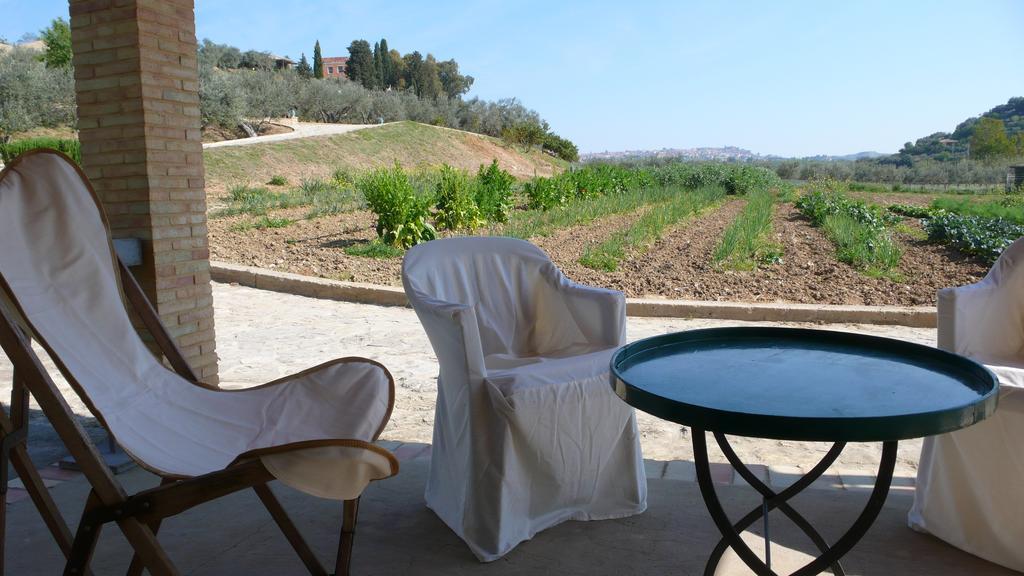 Вилла Tenuta Bartoli Maison De Charme Mazzarino Экстерьер фото